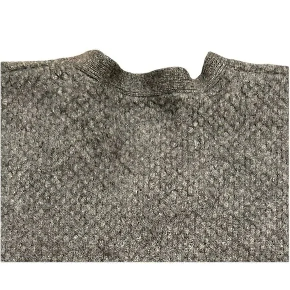 Tommy Bahama Long Sleeve V Neck Cashmere Sweater Men's Size Large Grey Knit - Picture 8 of 9